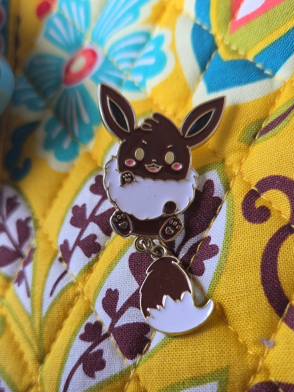 Pokemon Eevee Enamel Pin - Brown and White